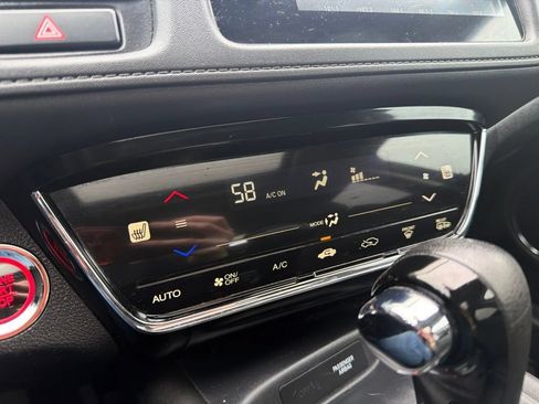 Used 2022 Honda HR-V EX image 26