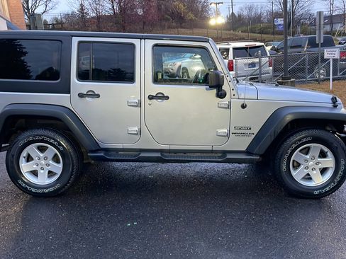 Used 2014 Jeep Wrangler Unlimited Sport w/ Quick Order Package 24S image 3