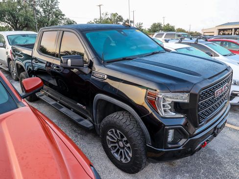 Used 2019 GMC Sierra 1500 AT4 w/ Off Road Performance Package AWD/4WD image 7
