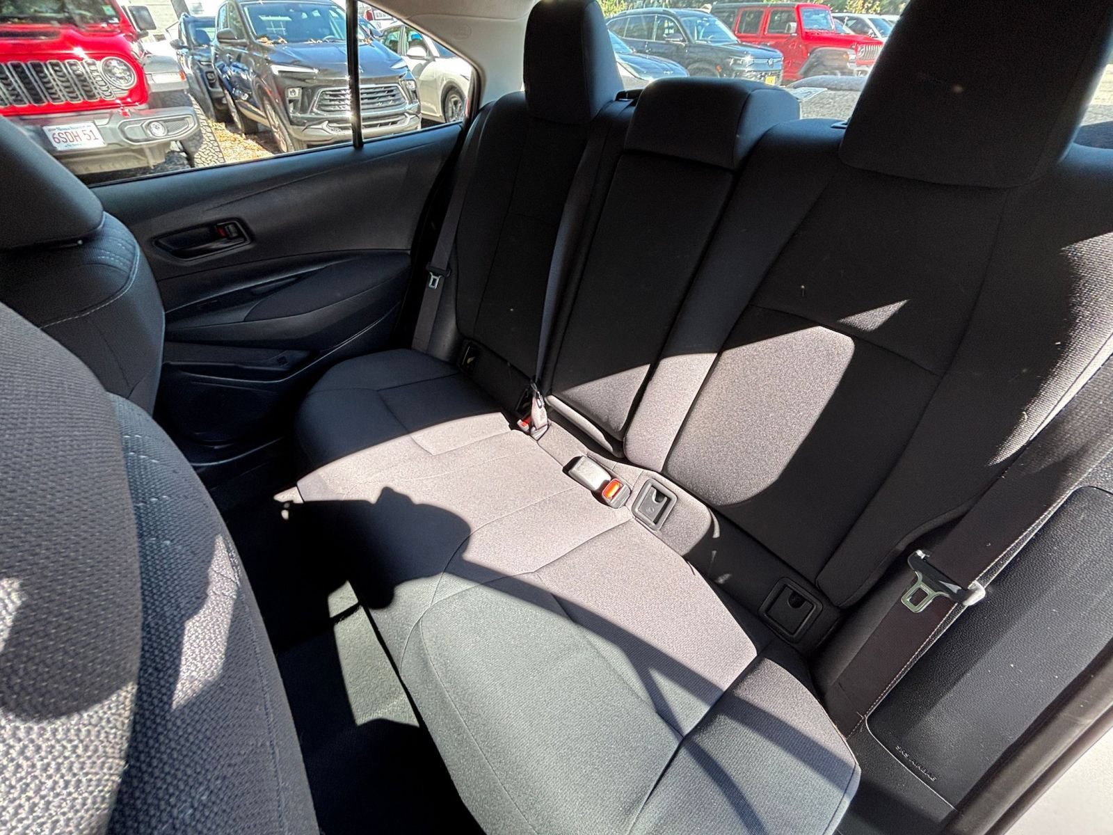 Used 2025 Toyota Corolla LE FWD image 25