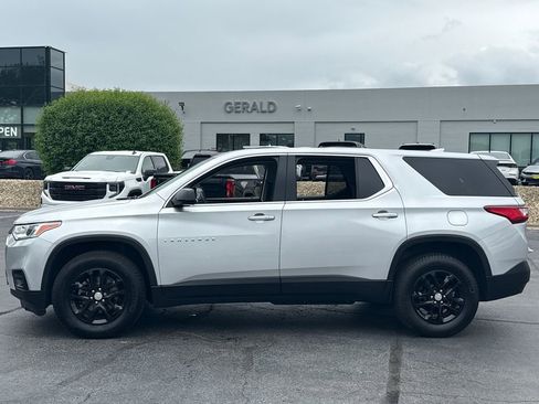 Used 2020 Chevrolet Traverse LS FWD image 7