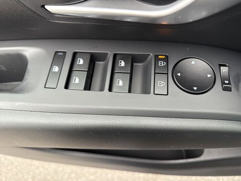 New 2026 Hyundai Tucson SE image 15