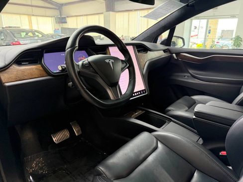 Used 2020 Tesla Model X AWD/4WD image 10