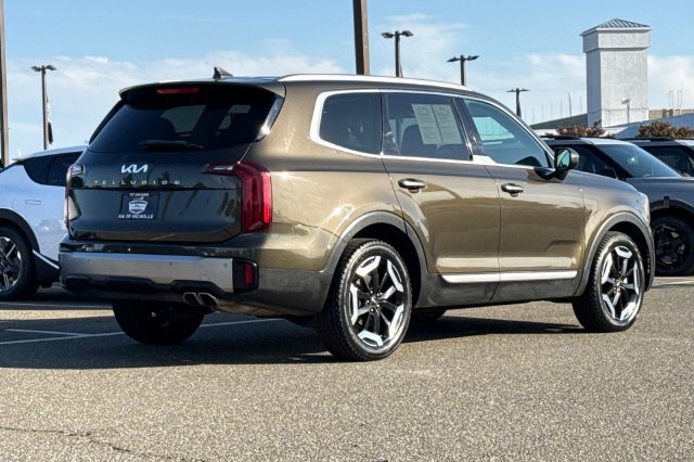 Certified 2025 Kia Telluride S FWD image 5