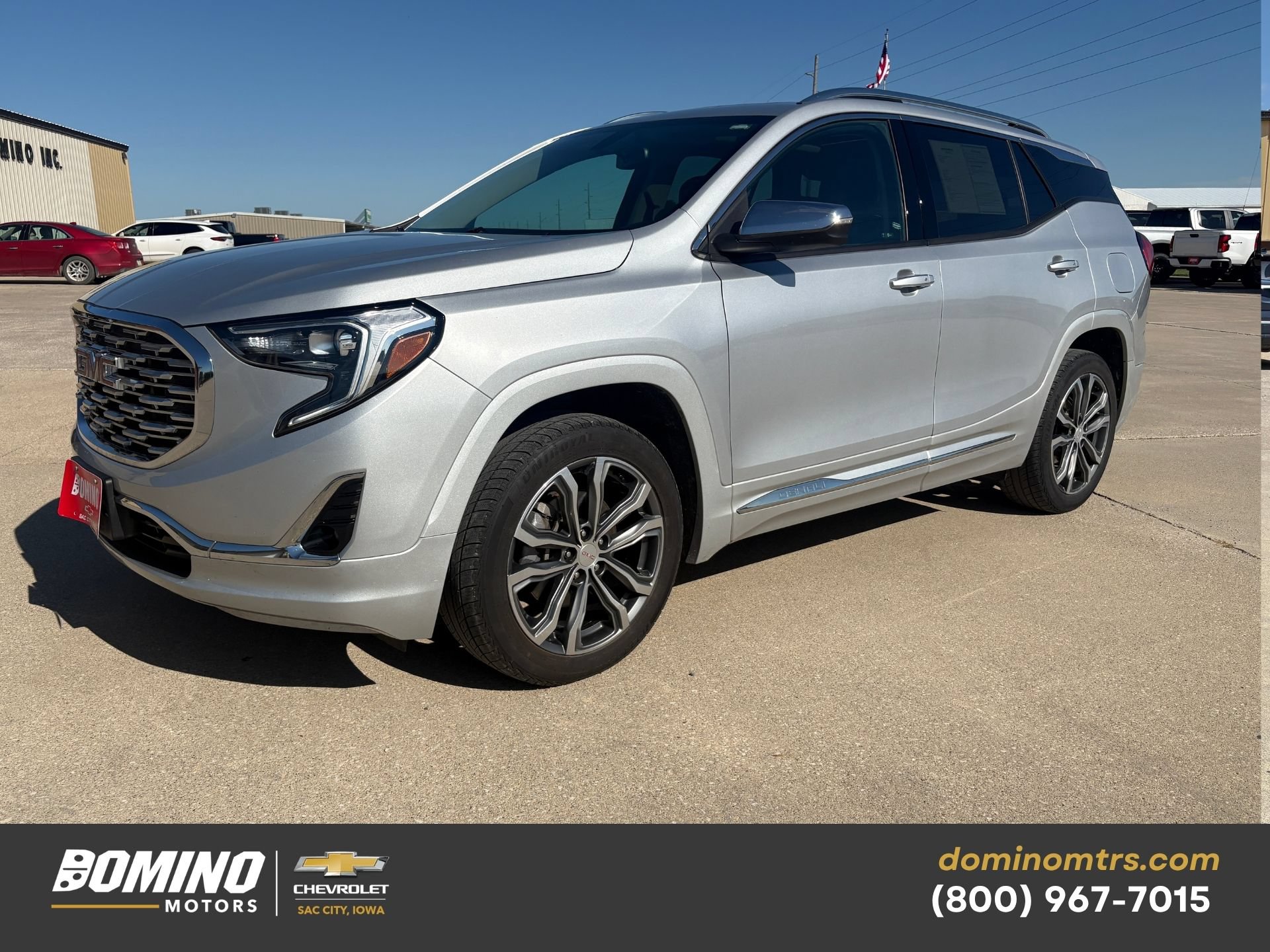Used 2018 GMC Terrain Denali w/ Comfort Package AWD/4WD image 1