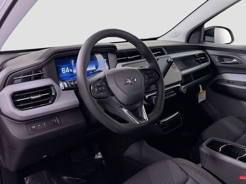 New 2027 Chevrolet Bolt LT w/ Comfort Package FWD image 9