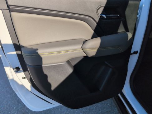 New 2026 Chevrolet Colorado ZR2 image 33