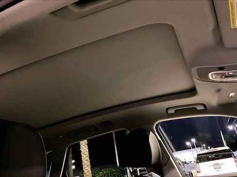 Used 2021 Audi Q5 e Prestige w/ Prestige Package image 13