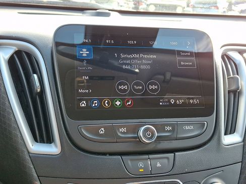 Used 2023 Chevrolet Malibu LT FWD image 15