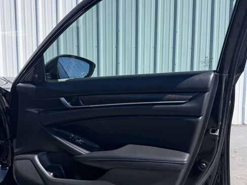 Used 2020 Honda Accord EX-L image 10