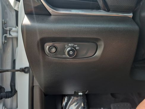 Certified 2023 Chevrolet Traverse RS w/ LPO, Floor Liner Package AWD/4WD image 19