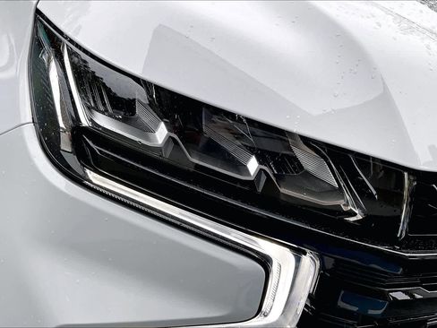 Used 2024 Chevrolet Tahoe Z71 image 26