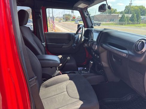 Used 2014 Jeep Wrangler Unlimited Sport w/ Quick Order Package 24S image 14