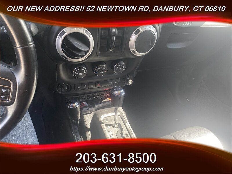 Used 2011 Jeep Wrangler Unlimited Rubicon w/ Trailer Tow Group AWD/4WD image 23