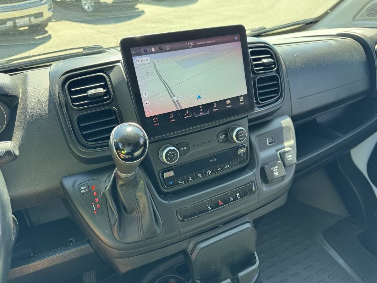 Used 2023 RAM ProMaster 2500 w/ Driver Convenience Group FWD image 22