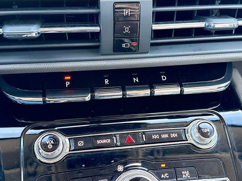 Used 2022 Lincoln Corsair Reserve w/ Equipment Group 201A image 30