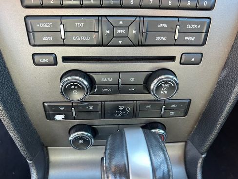 Used 2014 Ford Mustang Premium RWD image 32