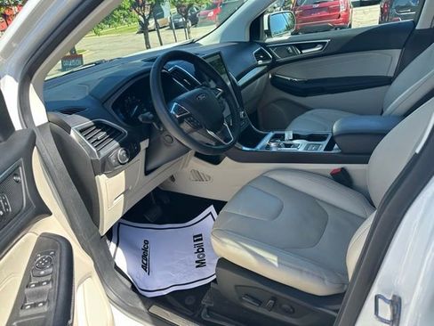Used 2022 Ford Edge Titanium w/ Equipment Group 301A AWD/4WD image 12