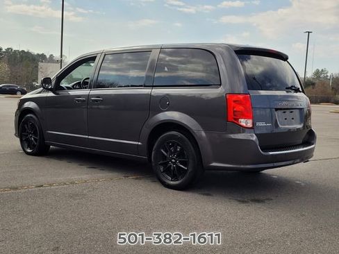 Used 2019 Dodge Grand Caravan GT FWD image 3