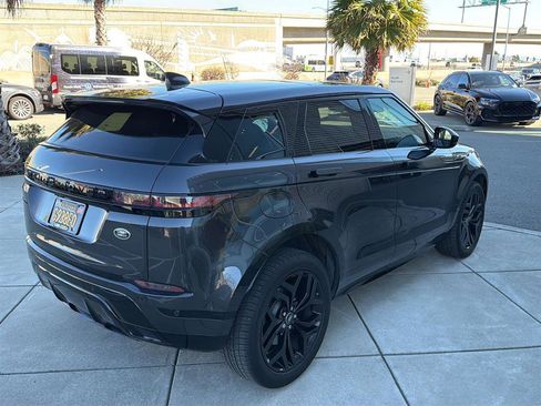 Used 2023 Land Rover Range Rover Evoque R-Dynamic SE image 6