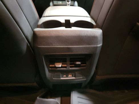 Certified 2024 GMC Canyon AT4 w/ Technology Package image 20