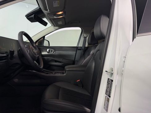 Used 2025 Kia Sorento EX image 20