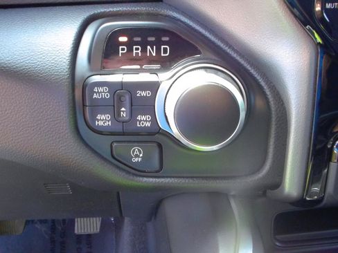 Used 2024 RAM 1500 Big Horn AWD/4WD image 21