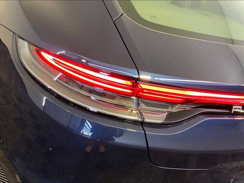 Certified 2023 Porsche Panamera 4S image 30