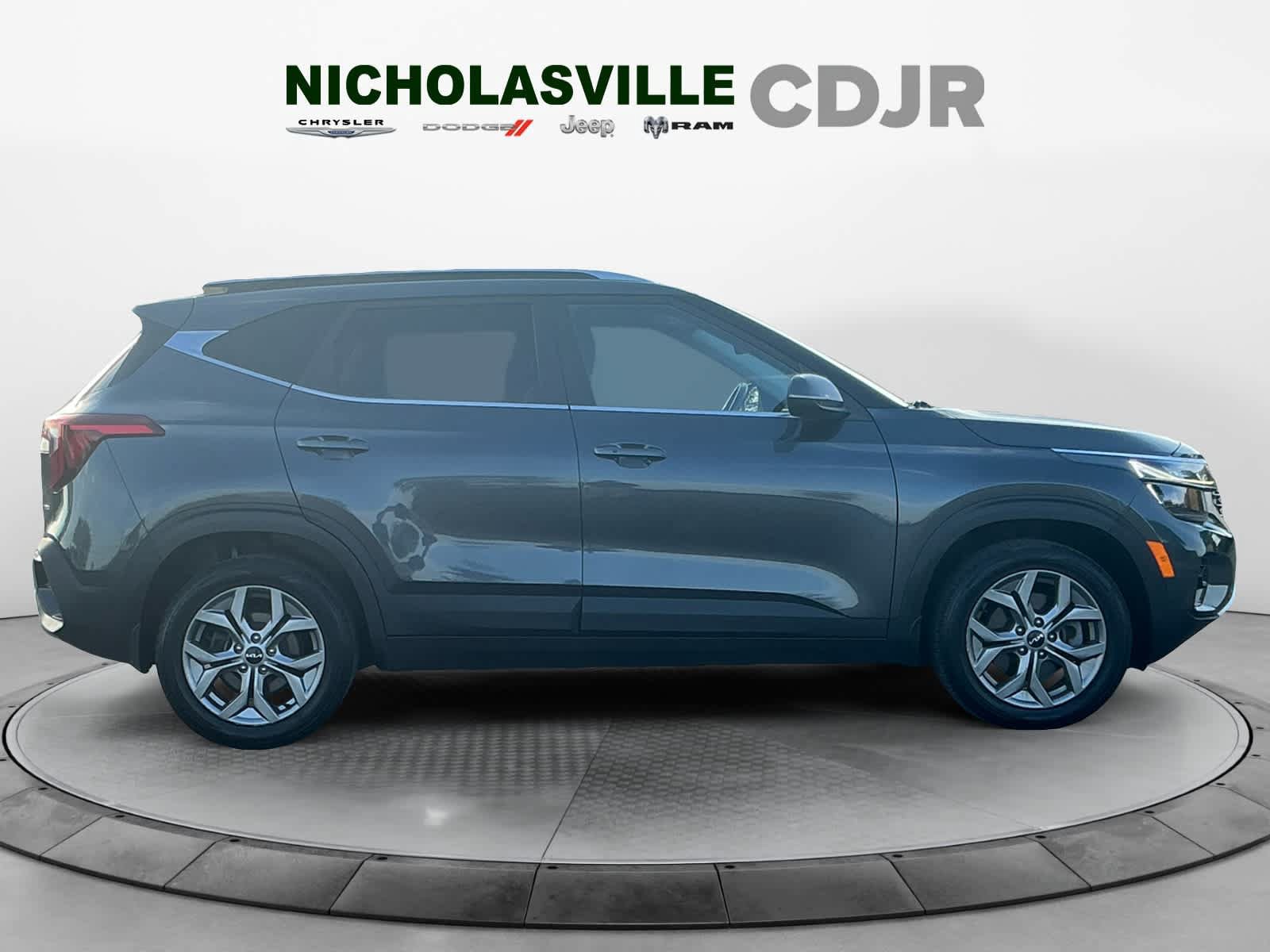 Used 2024 Kia Seltos S AWD/4WD image 6
