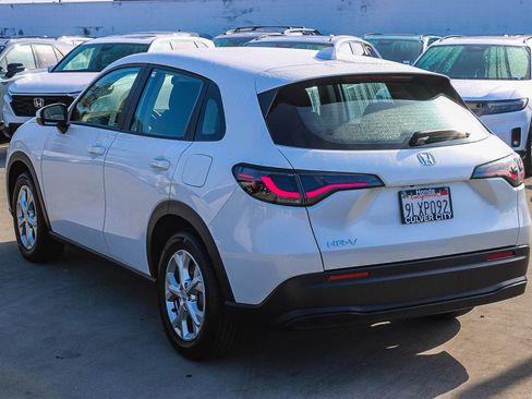 Certified 2024 Honda HR-V LX image 7