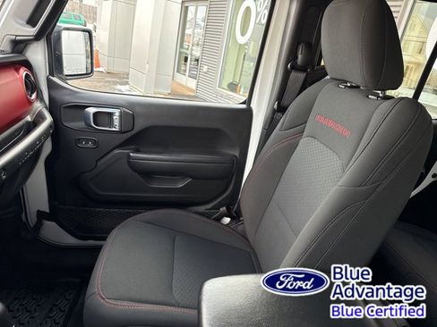 Used 2022 Jeep Wrangler Unlimited Rubicon w/ Cold Weather Group image 24