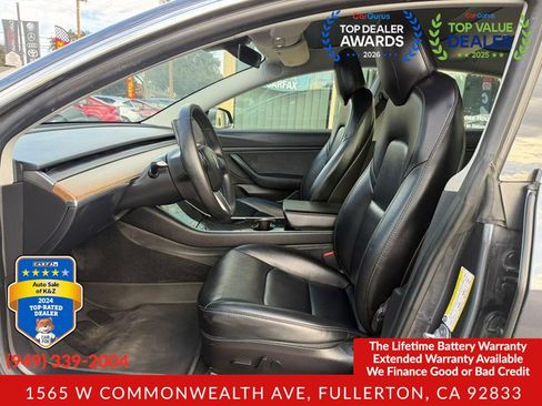 Used 2020 Tesla Model 3 Standard Range Plus RWD image 16