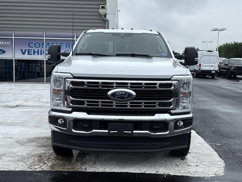 New 2026 Ford F350 XL w/ XL Chrome Package AWD/4WD image 8