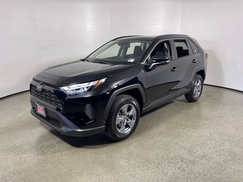 Certified 2025 Toyota RAV4 XLE w/ Convenience Package image 6