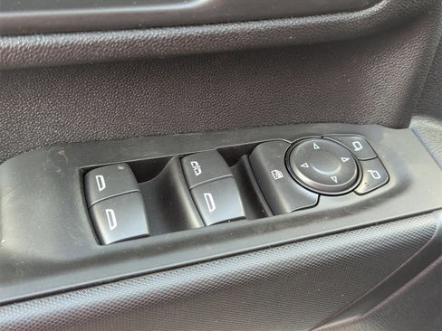 New 2026 GMC Sierra 2500 Pro w/ Convenience Package image 25