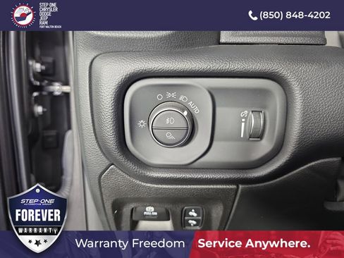 Used 2022 RAM 1500 Big Horn RWD image 20