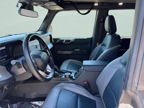 Certified 2022 Ford Bronco Outer Banks AWD/4WD image 4