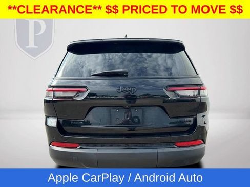 Used 2023 Jeep Grand Cherokee L Limited w/ Black Appearance Package AWD/4WD image 9
