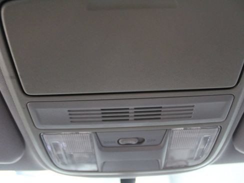 Used 2019 Honda CR-V LX image 25