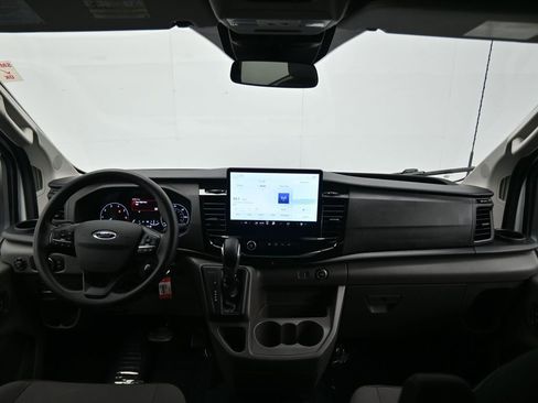 Used 2023 Ford Transit 350 XLT image 14