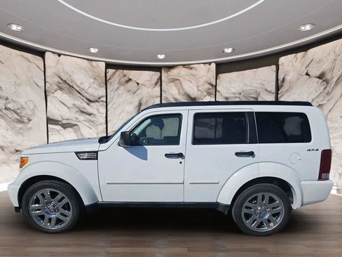 Used 2011 Dodge Nitro Heat image 3