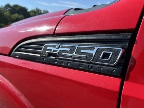 Used 2011 Ford F250 XL w/ XL Value Pkg image 36