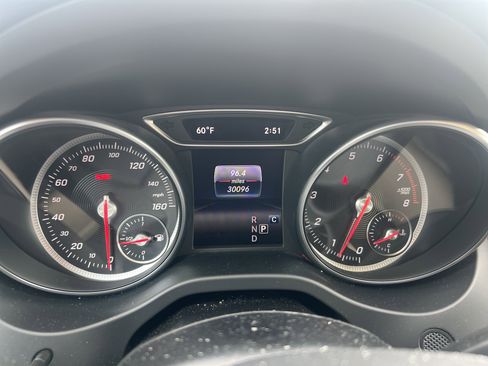 Certified 2019 Mercedes-Benz GLA 250 4MATIC image 21