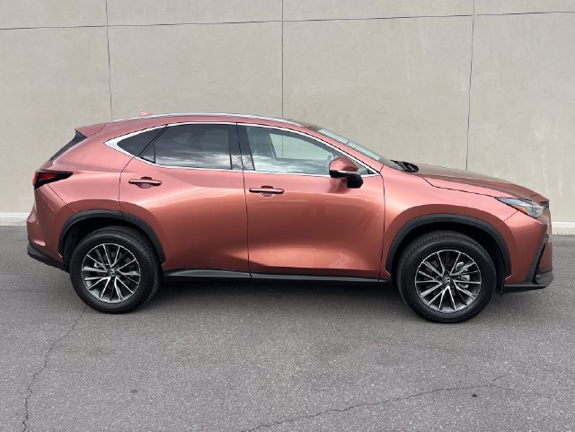 Used 2025 Lexus NX 350h AWD w/ Accessory Package (2T) image 5