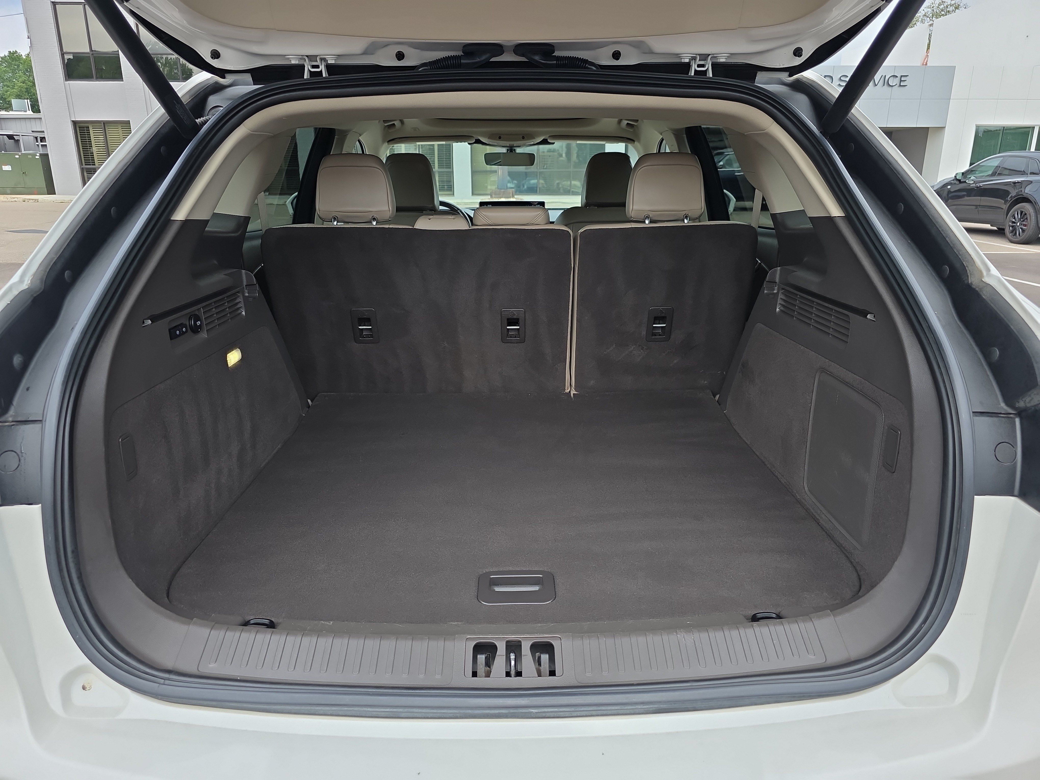 Used 2023 Lincoln Nautilus Reserve AWD/4WD image 14