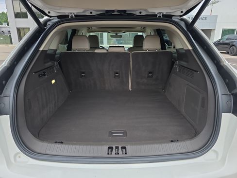 Used 2023 Lincoln Nautilus Reserve AWD/4WD image 14