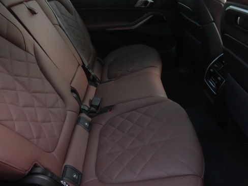 Certified 2026 BMW X7 xDrive40i AWD/4WD image 41
