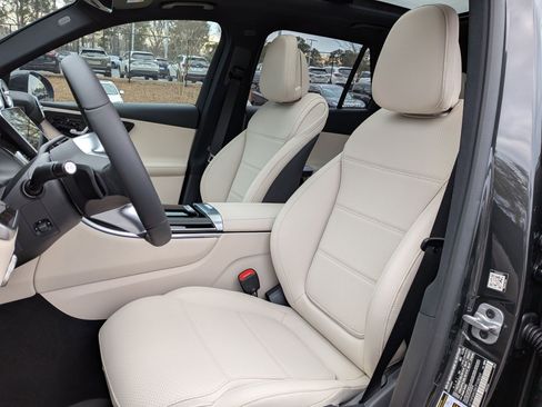 New 2026 Mercedes-Benz GLC 300 image 16