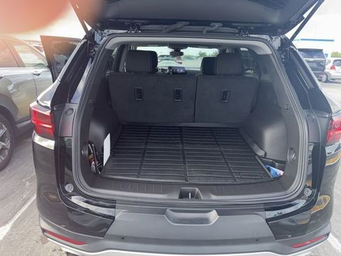 Used 2025 Chevrolet Blazer LT w/ Redline Edition image 12