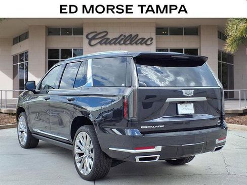 New 2026 Cadillac Escalade Luxury w/ LPO, Radiant Package AWD/4WD image 3
